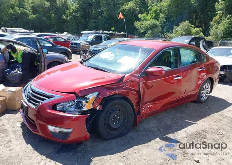 2015 Nissan Altima 2.5 S z USA, uszkodzony, nr VIN 1N4AL3AP2FN379772